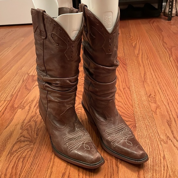 Cowboy Boots 🤠 - Picture 2 of 9
